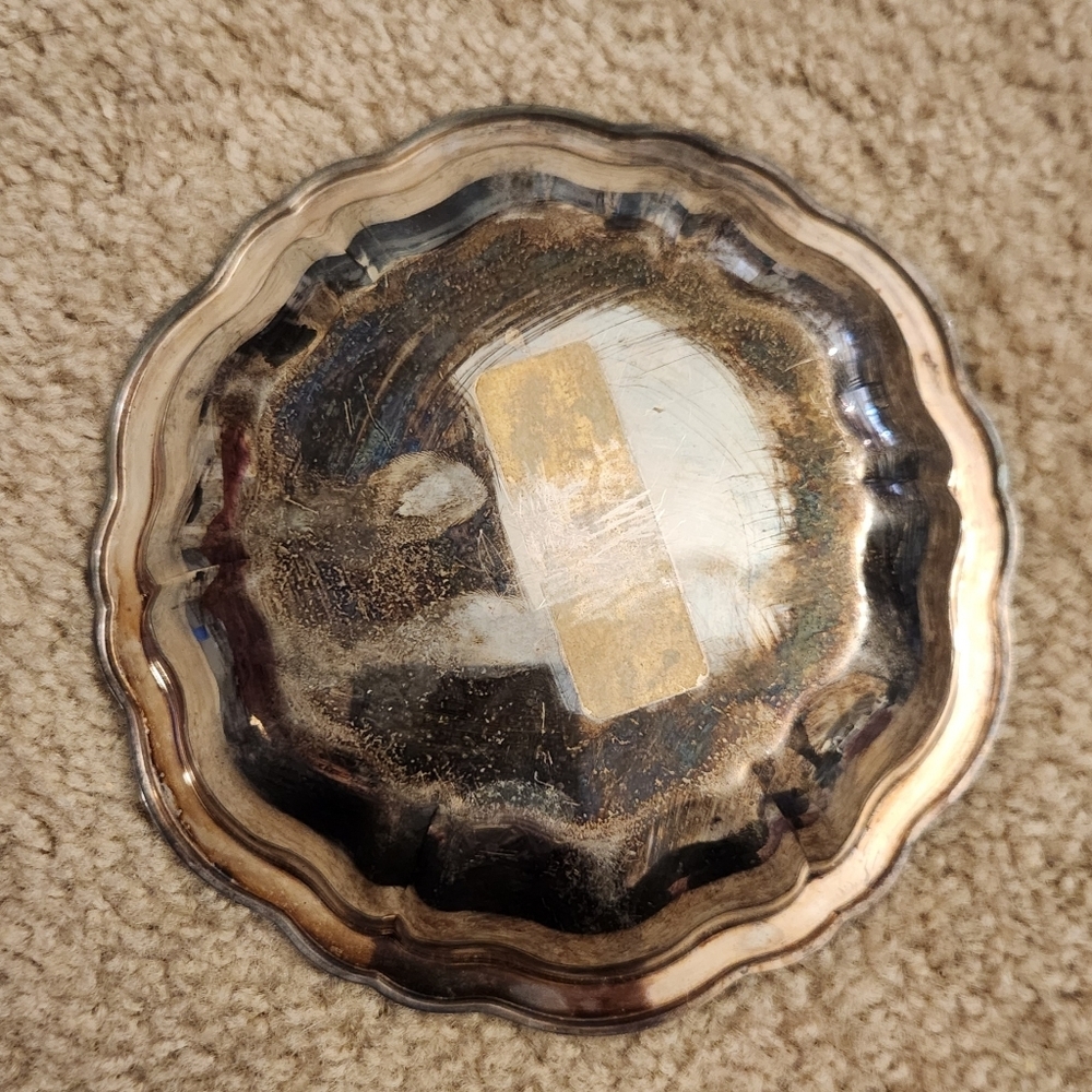 VTG ONEIDA SILVERSMITHS Scalloped Candy Nut Bowl #SS - Picture 2 of 4